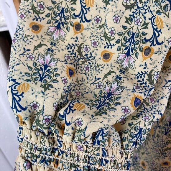 Max Studio butter yellow floral chiffon blouse w/ stretchy bodice long sleeves - Picture 3 of 12